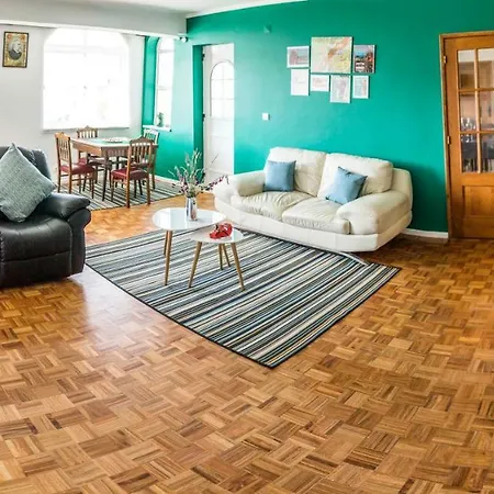 Casa Do Luzio Macedo de Cavaleiros