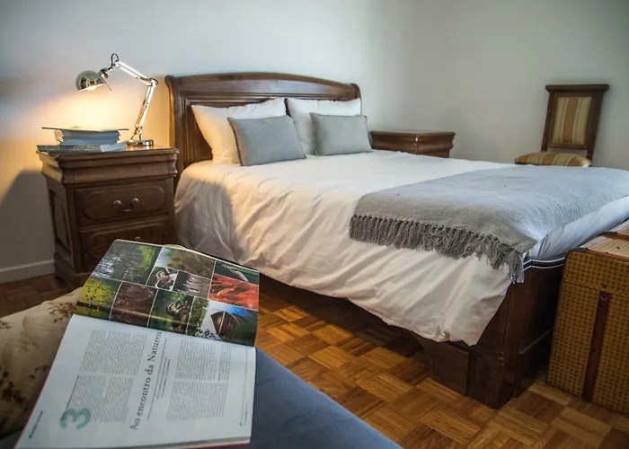 Casa Do Luzio * מסדו דה קבליירוס